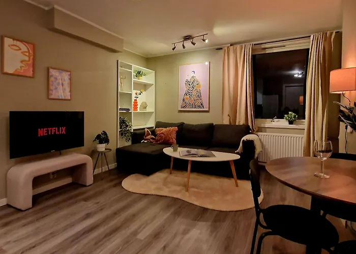 Torgalmenningen Town Square, Yet Quiet, Elevator In Building * Bergen