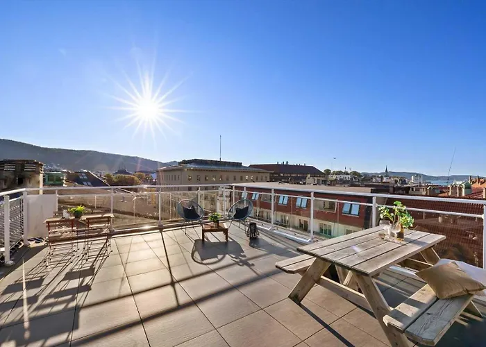 Lägenhet Torgalmenningen Town Square, Yet Quiet, Elevator In Building *